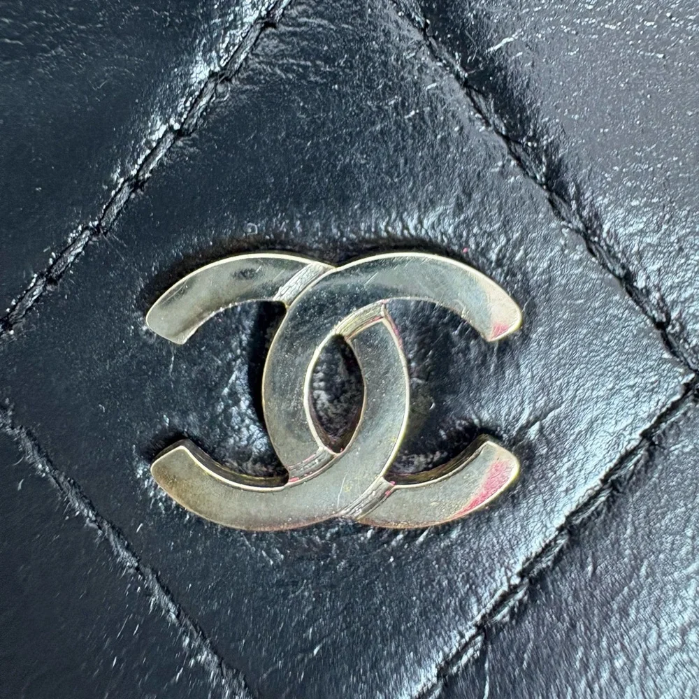 SOLD - CHANEL Wallet on Chain – Black Calfskin, Series 21 (Color Changed) - Picture 15 of 16